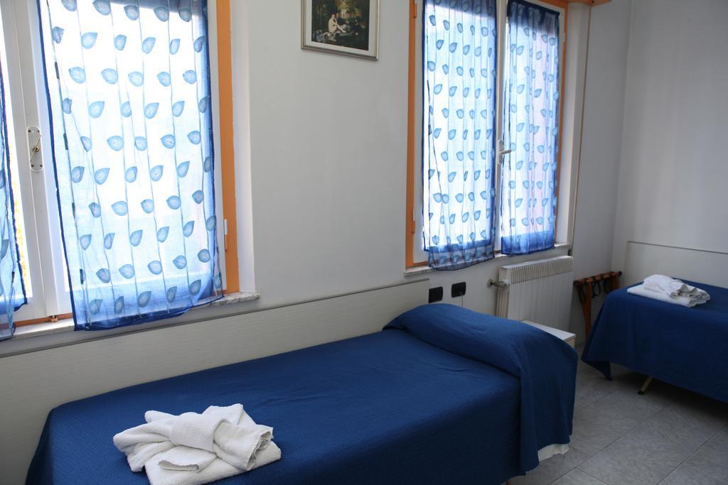 Hotel Saxon Rimini Værelse billede