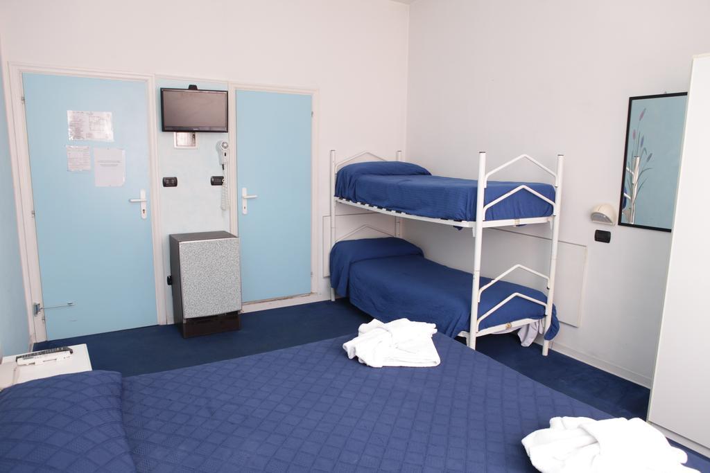 Hotel Saxon Rimini Værelse billede