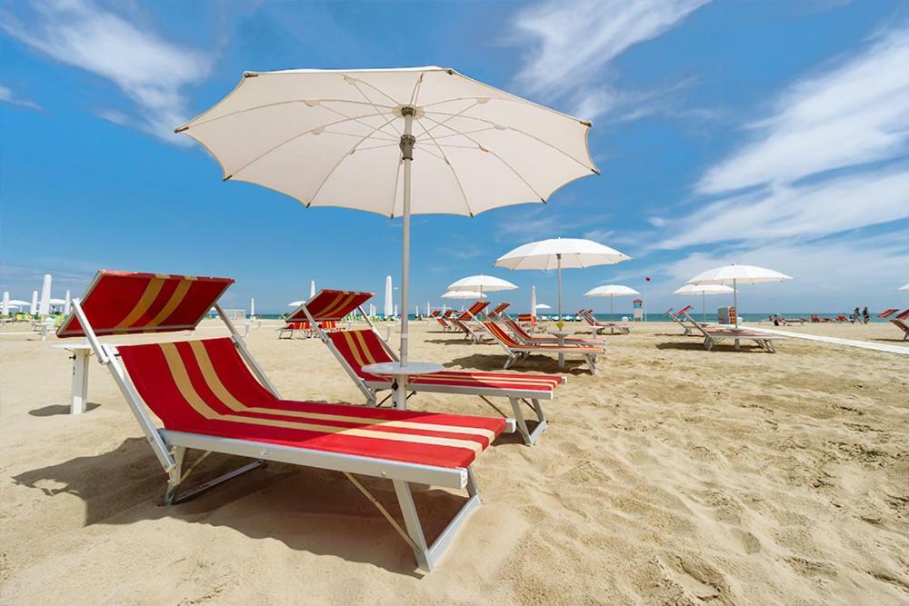 Hotel Saxon Rimini Eksteriør billede